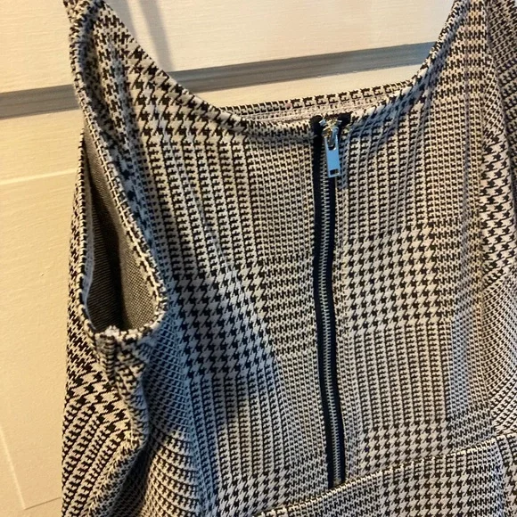 Summer Dress - Picture 7 of 8